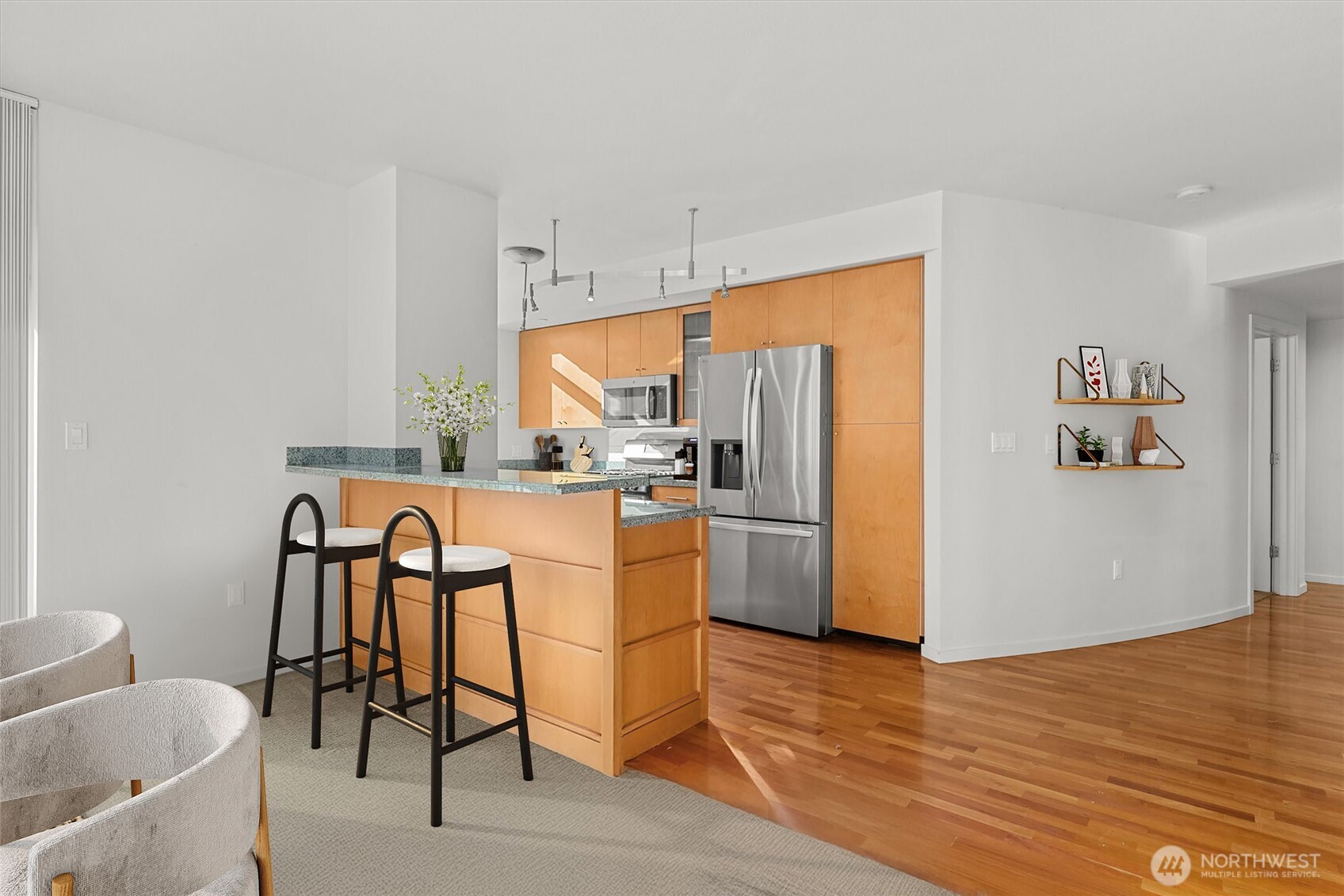 1188 106th Avenue NE #222, Bellevue, WA 98004