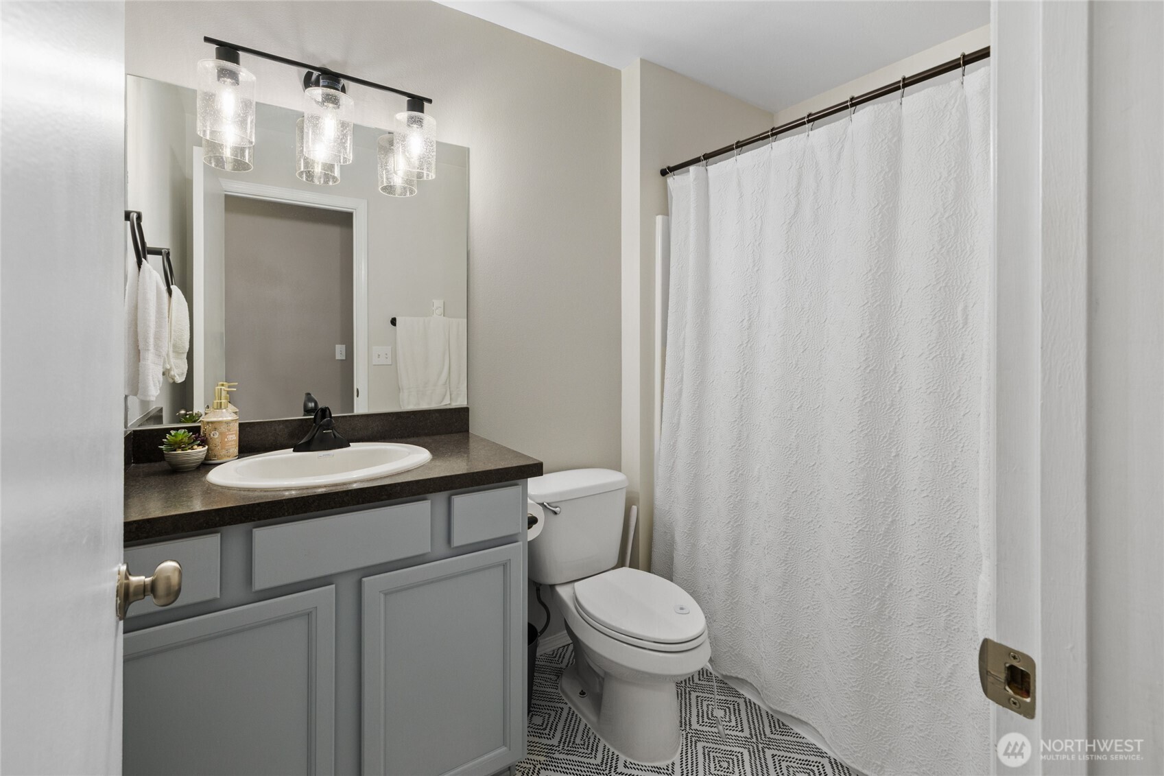 1919 W Peakview Drive , Ellensburg, WA 98926