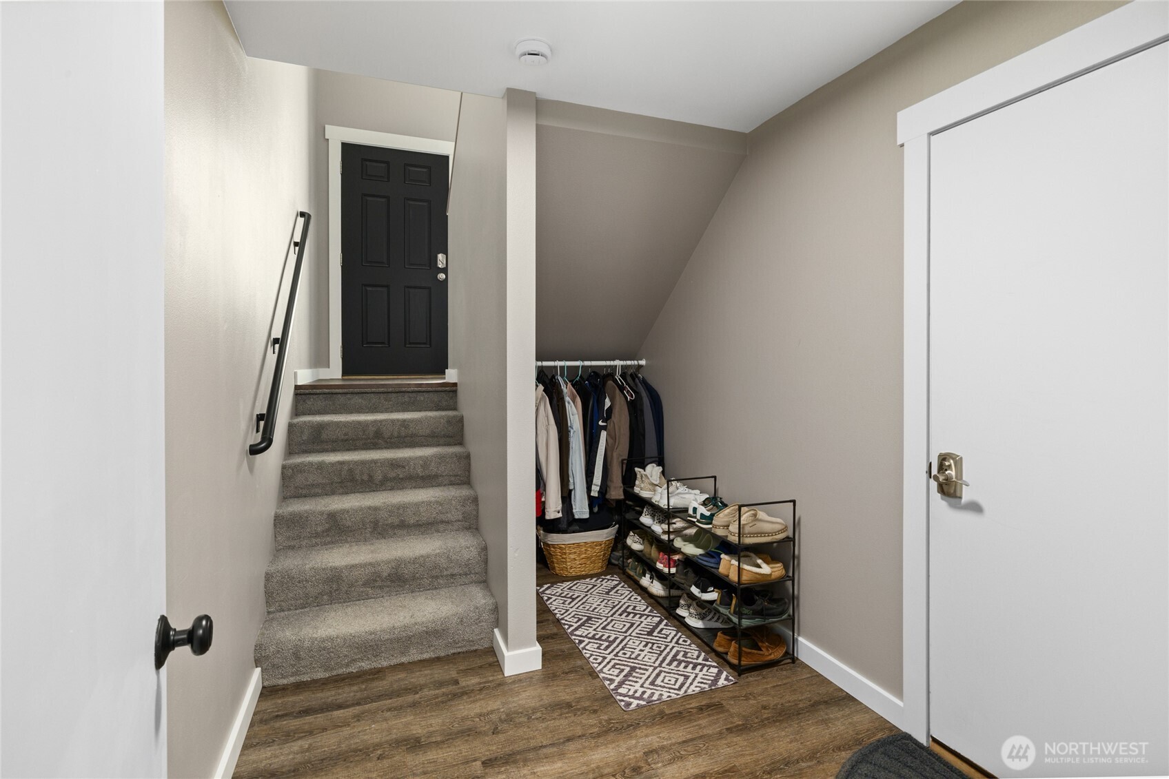 1919 W Peakview Drive , Ellensburg, WA 98926