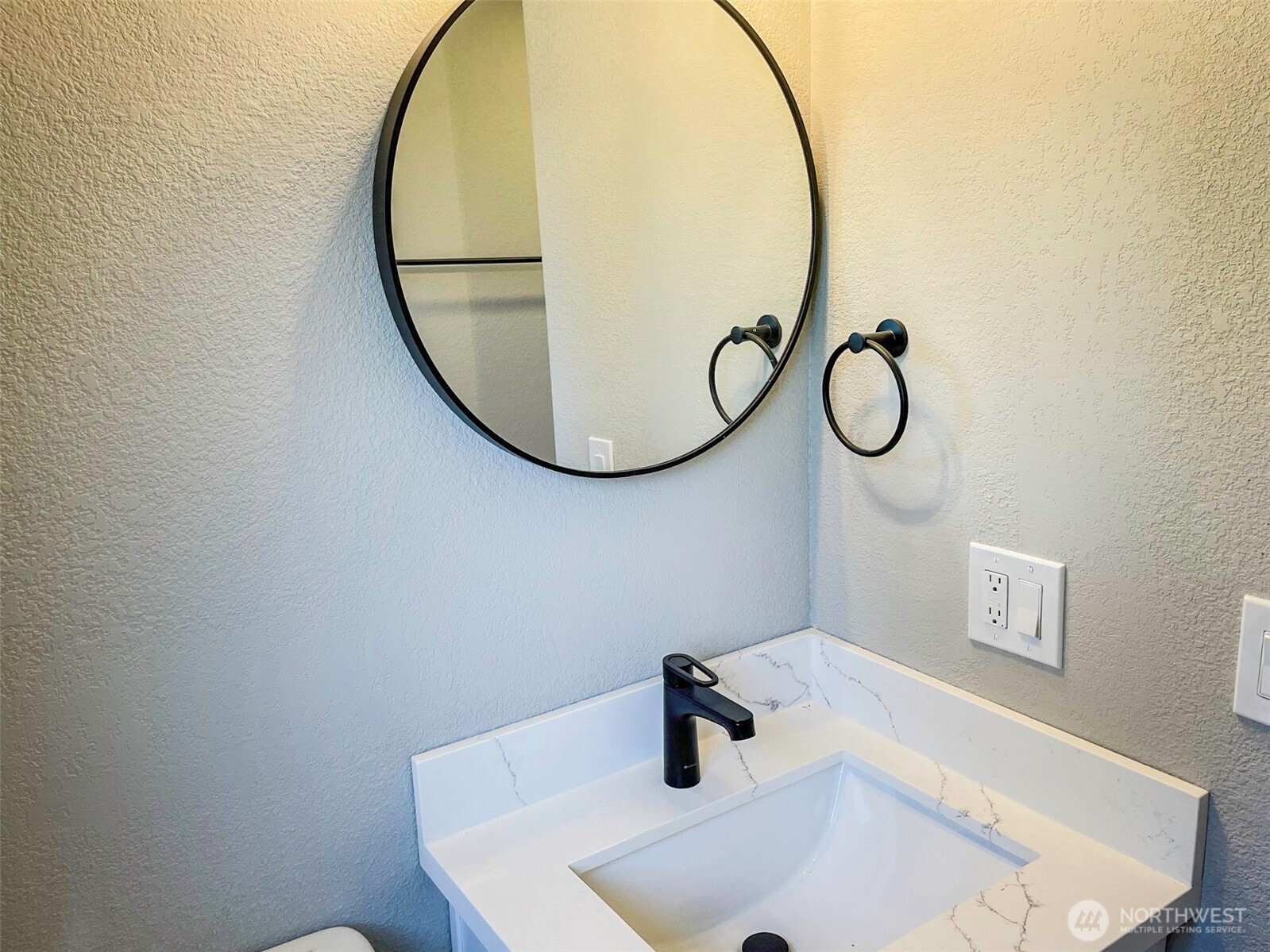 1907 MARION Street NE, Olympia, WA 98506