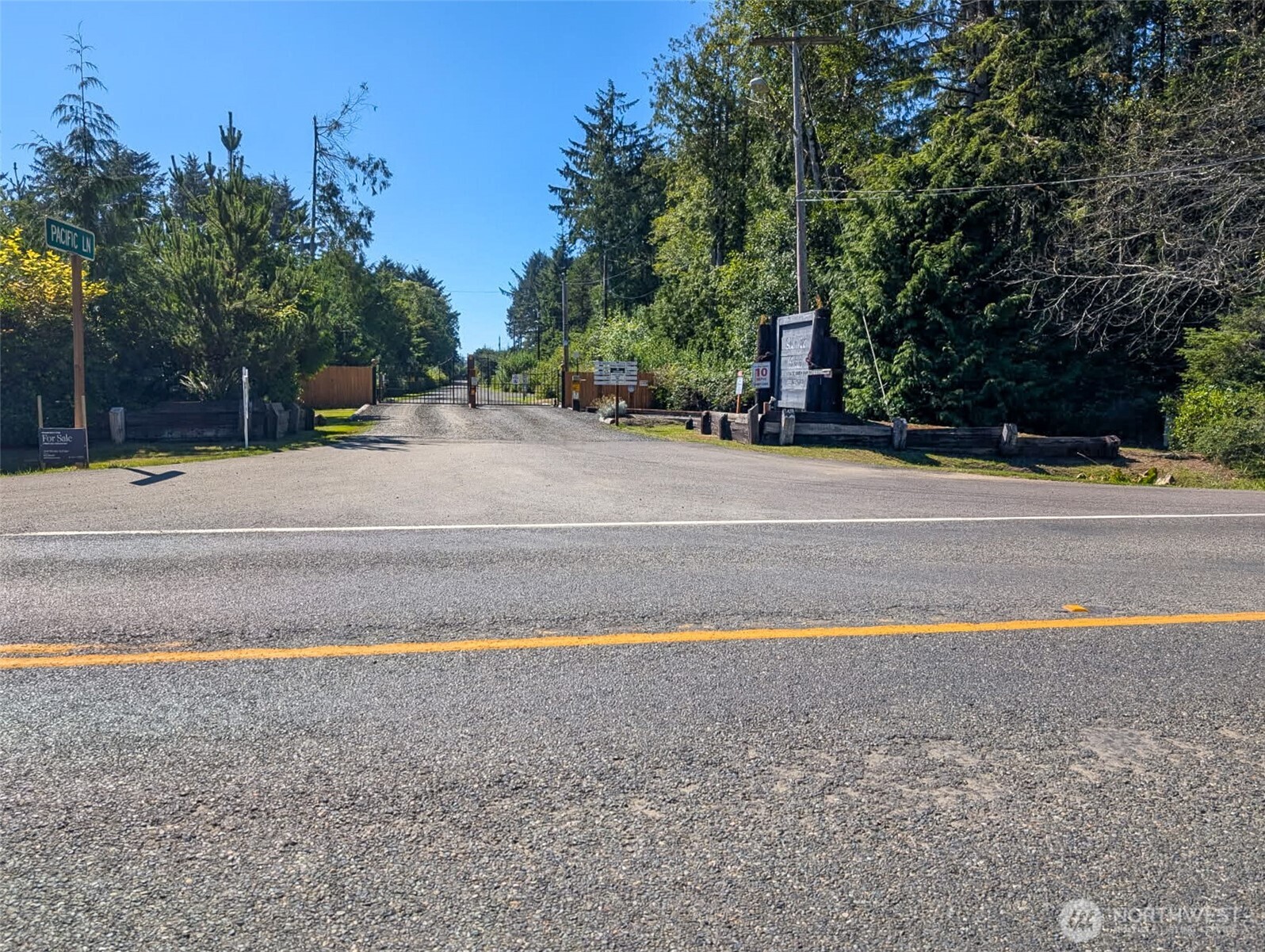 2 Dolphin Lane , Copalis Beach, WA 98535