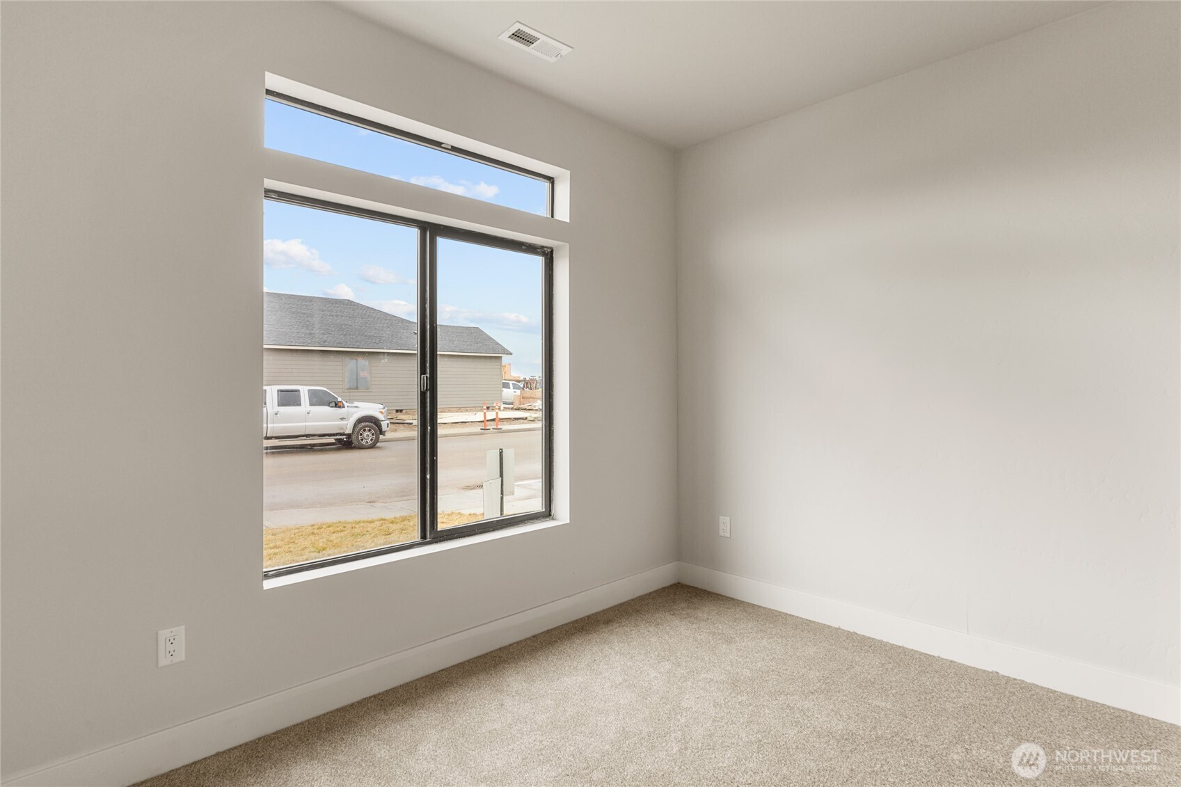 582 S Oasis Loop #Lot 13, East Wenatchee, WA 98802