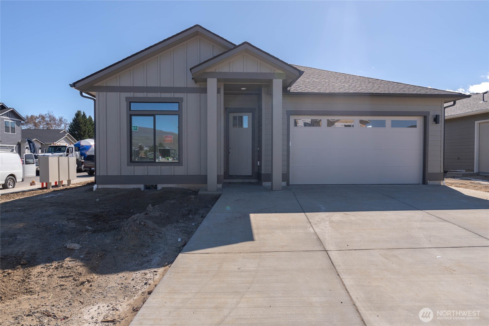 582 S Oasis Loop #Lot 13, East Wenatchee, WA 98802