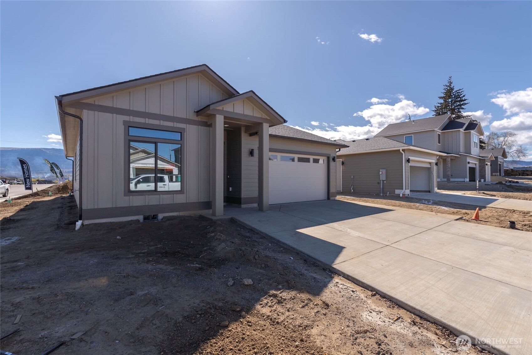 582 S Oasis Loop #Lot 13, East Wenatchee, WA 98802