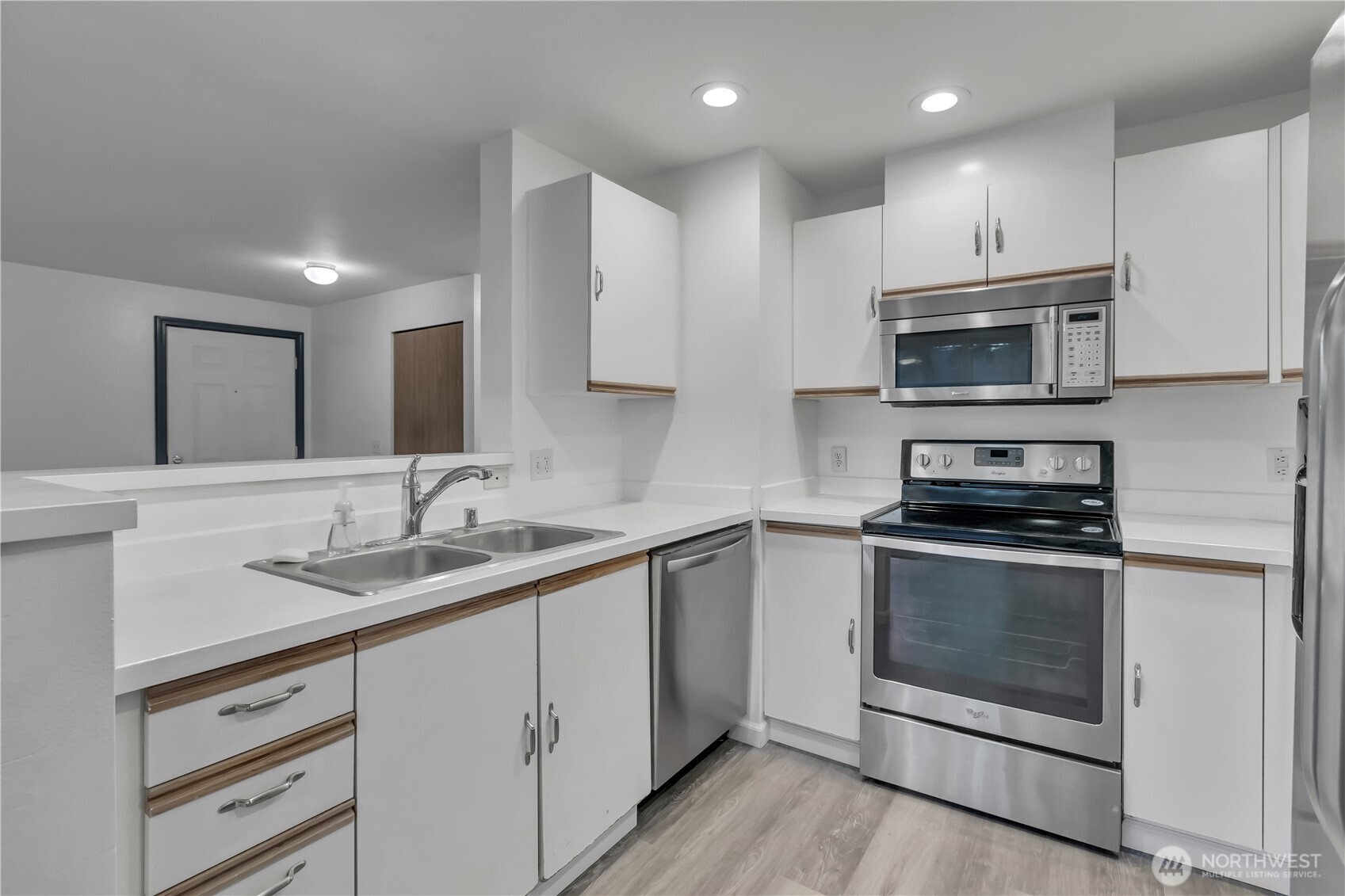 5608 S 231st Place #9-4, Kent, WA 98032