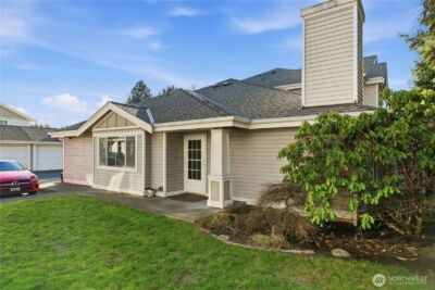 5608 S 231st Place #9-4, Kent, WA 98032 - Photo 2