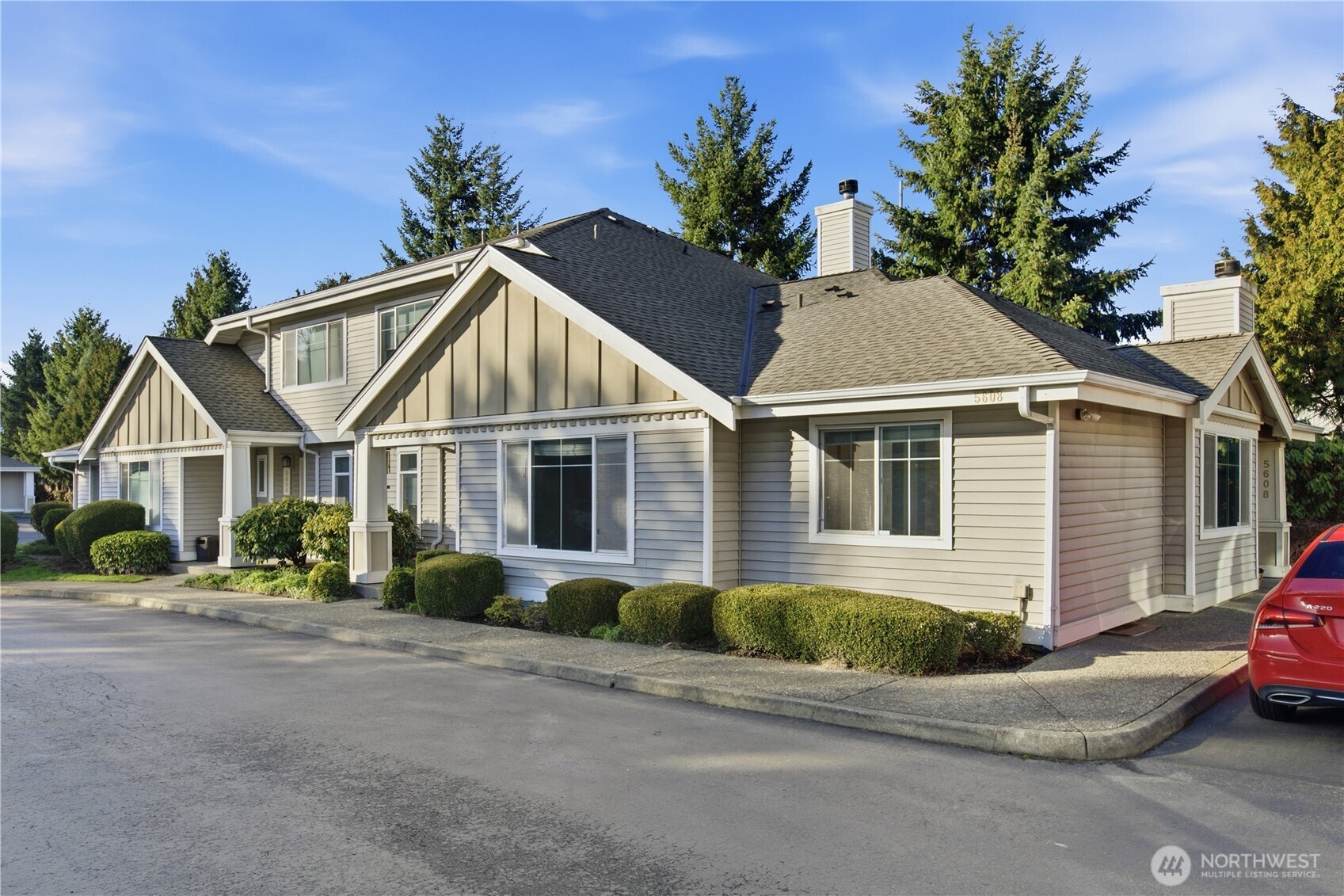 5608 S 231st Place #9-4, Kent, WA 98032