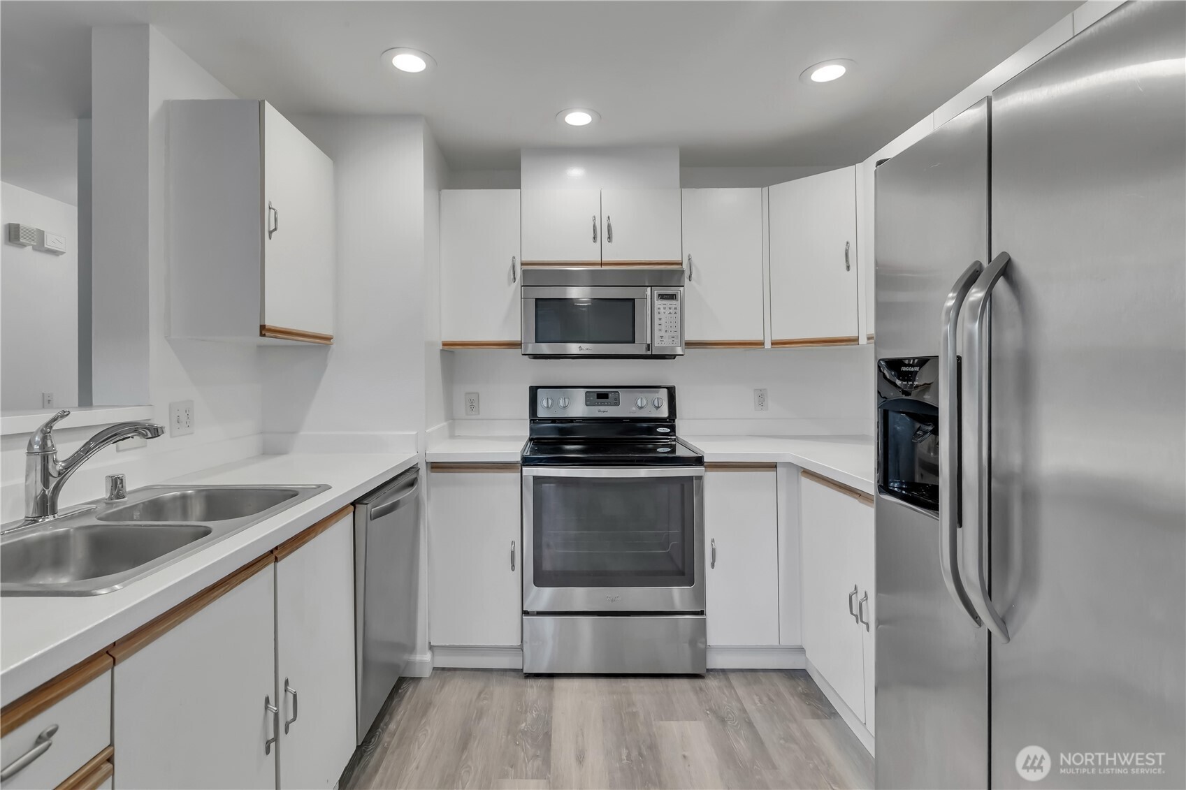 5608 S 231st Place #9-4, Kent, WA 98032