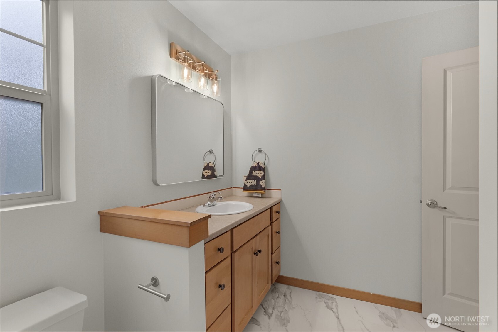 6604 198th Place SW, Lynnwood, WA 98036