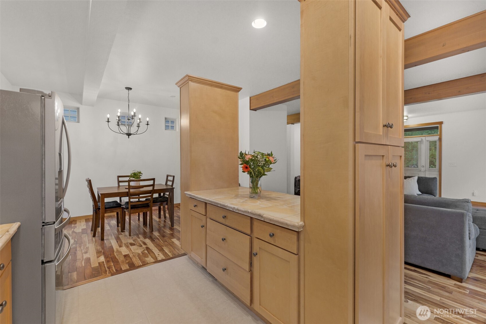 6604 198th Place SW, Lynnwood, WA 98036