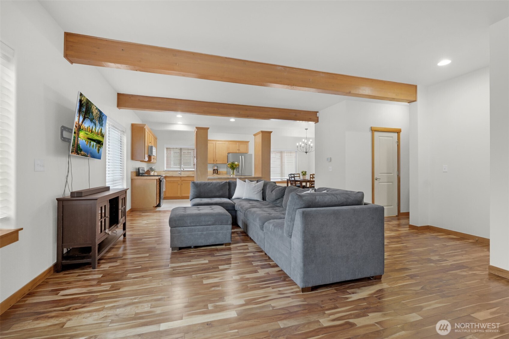 6604 198th Place SW, Lynnwood, WA 98036