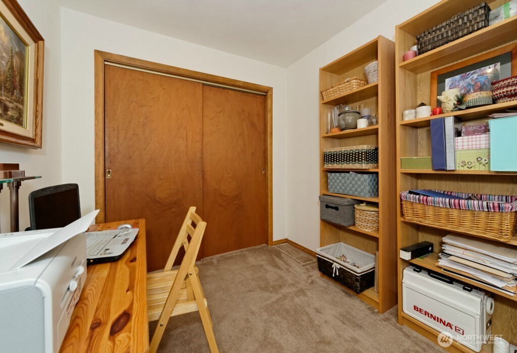 10221 132nd Avenue NE, Kirkland, WA 98033