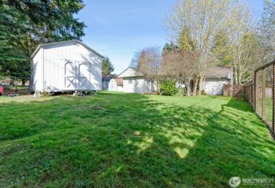 10221 132nd Avenue NE, Kirkland, WA 98033 - Photo 2