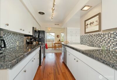 10221 132nd Avenue NE, Kirkland, WA 98033 - Photo 4