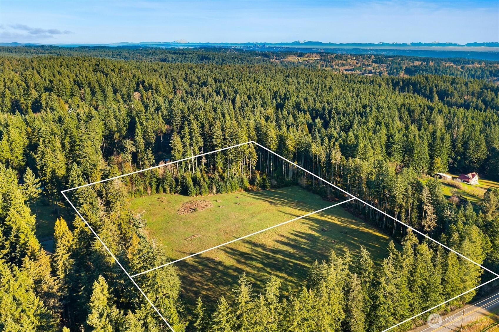 12302 SW 220th Street , Vashon, WA 98070