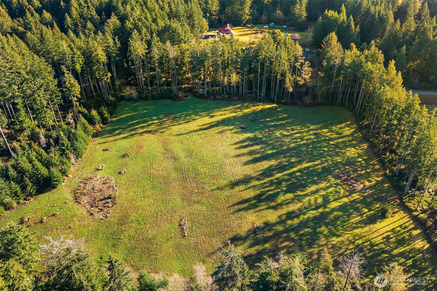 12302 SW 220th Street , Vashon, WA 98070