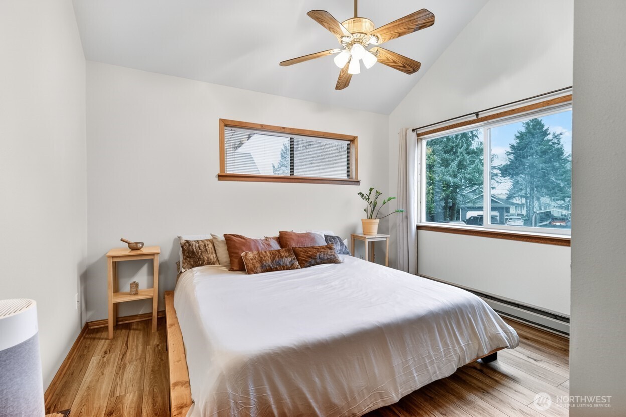 737 Dover Court SE, Ocean Shores, WA 98569