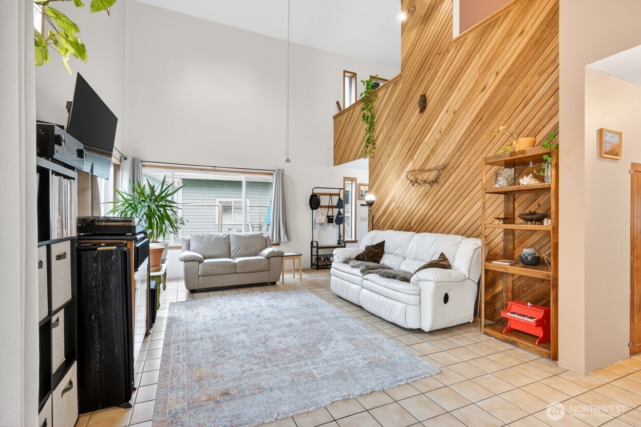 737 Dover Court SE, Ocean Shores, WA 98569