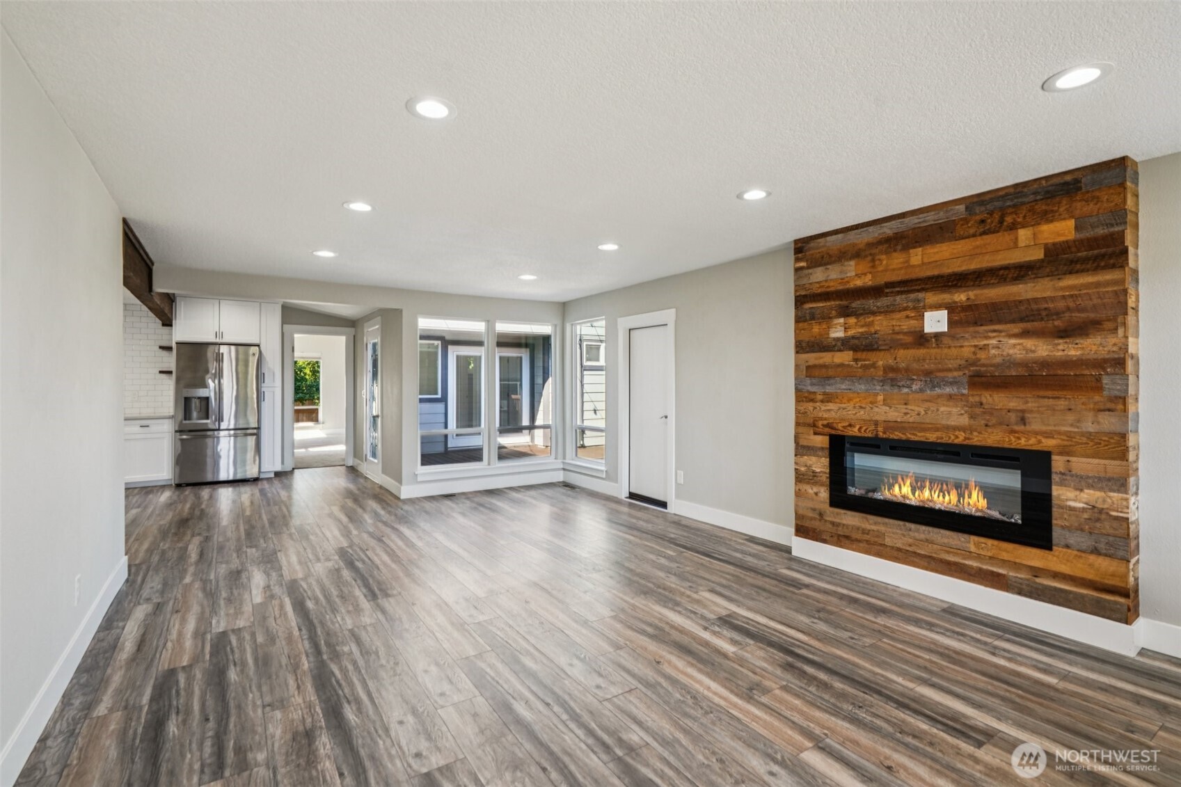 10214 NW 11th Avenue , Vancouver, WA 98685