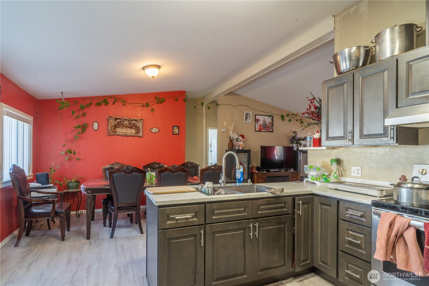 3010 W Peninsula Drive #103, Moses Lake, WA 98837