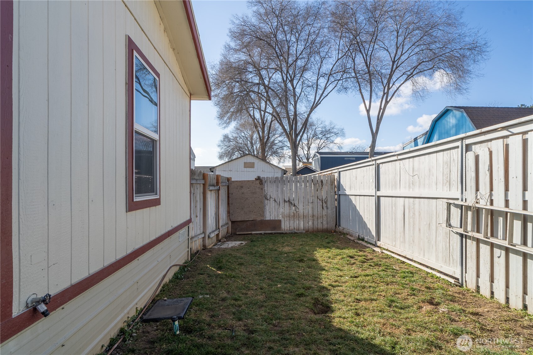 3010 W Peninsula Drive #103, Moses Lake, WA 98837