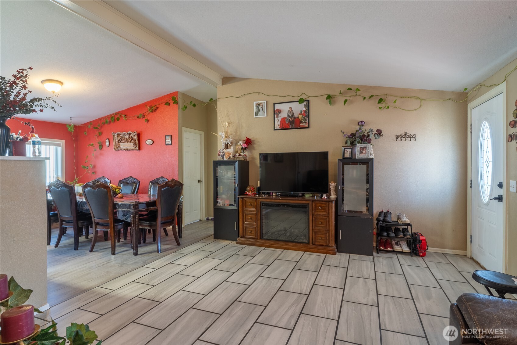 3010 W Peninsula Drive #103, Moses Lake, WA 98837