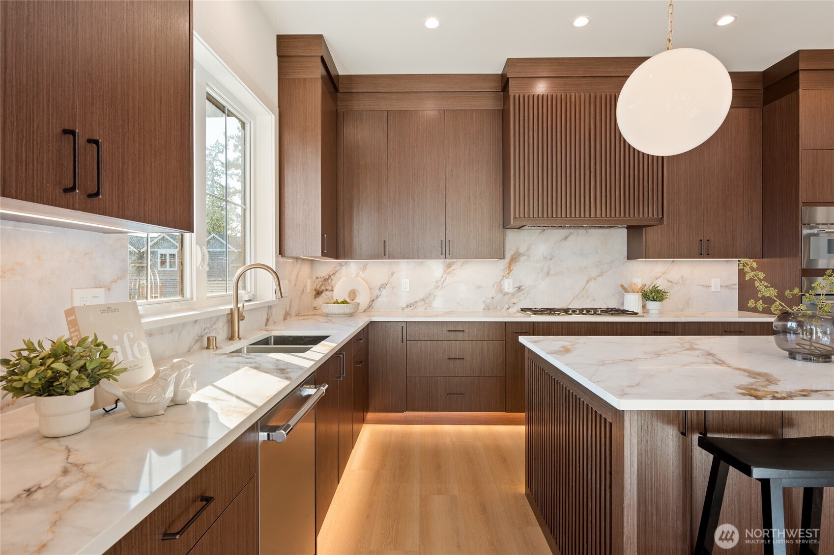 1301 Leighton Street , Blaine, WA 98230