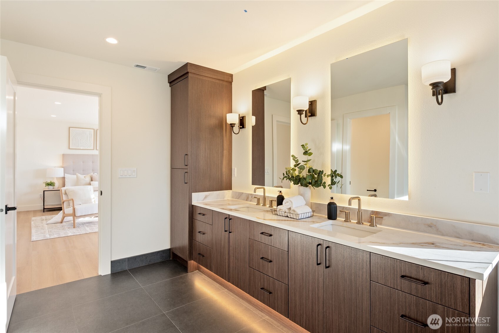 1301 Leighton Street , Blaine, WA 98230