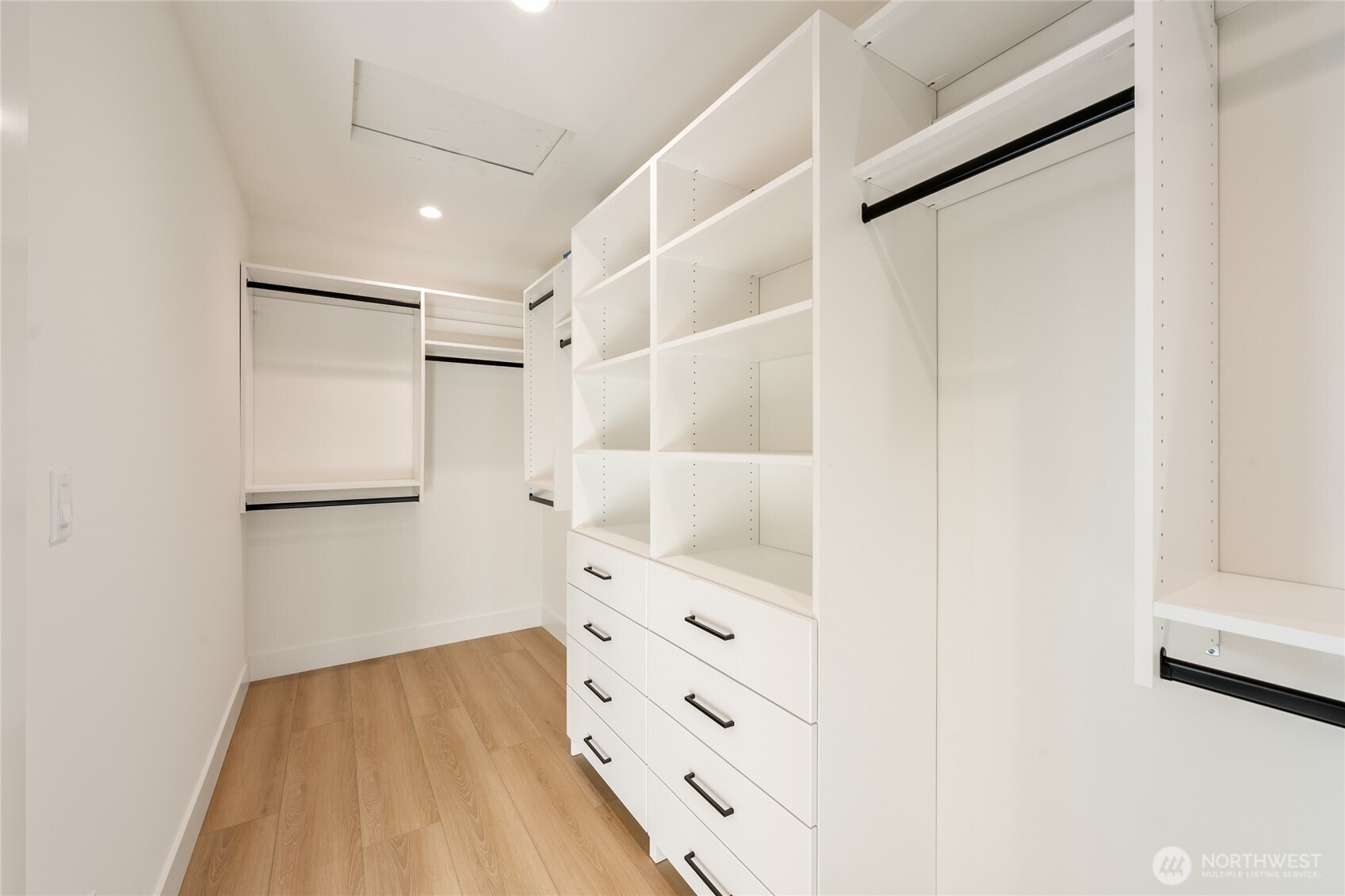 1301 Leighton Street , Blaine, WA 98230