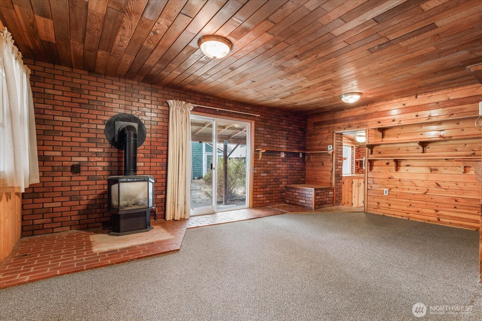 1311 H Avenue , Anacortes, WA 98221