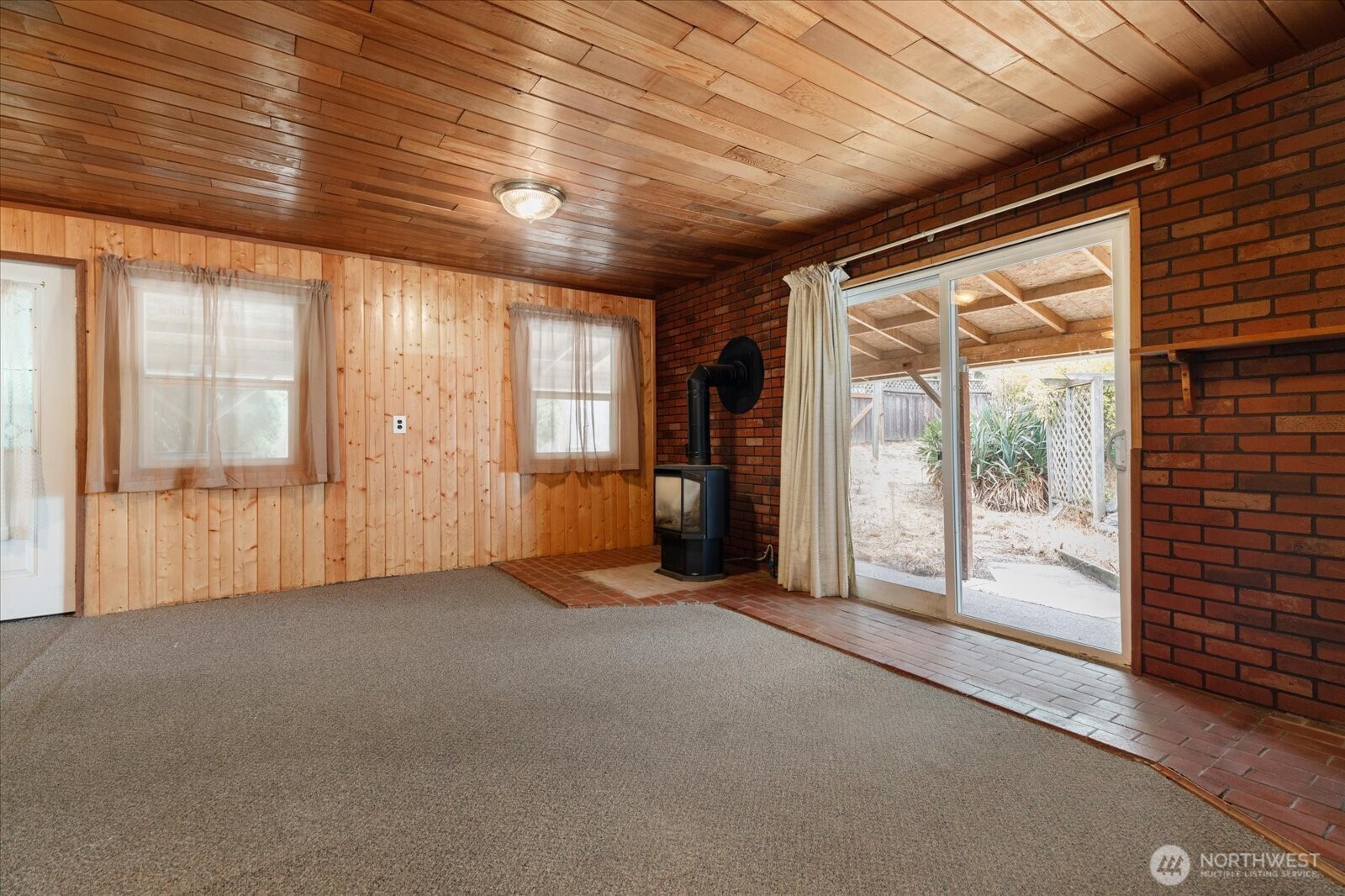 1311 H Avenue , Anacortes, WA 98221