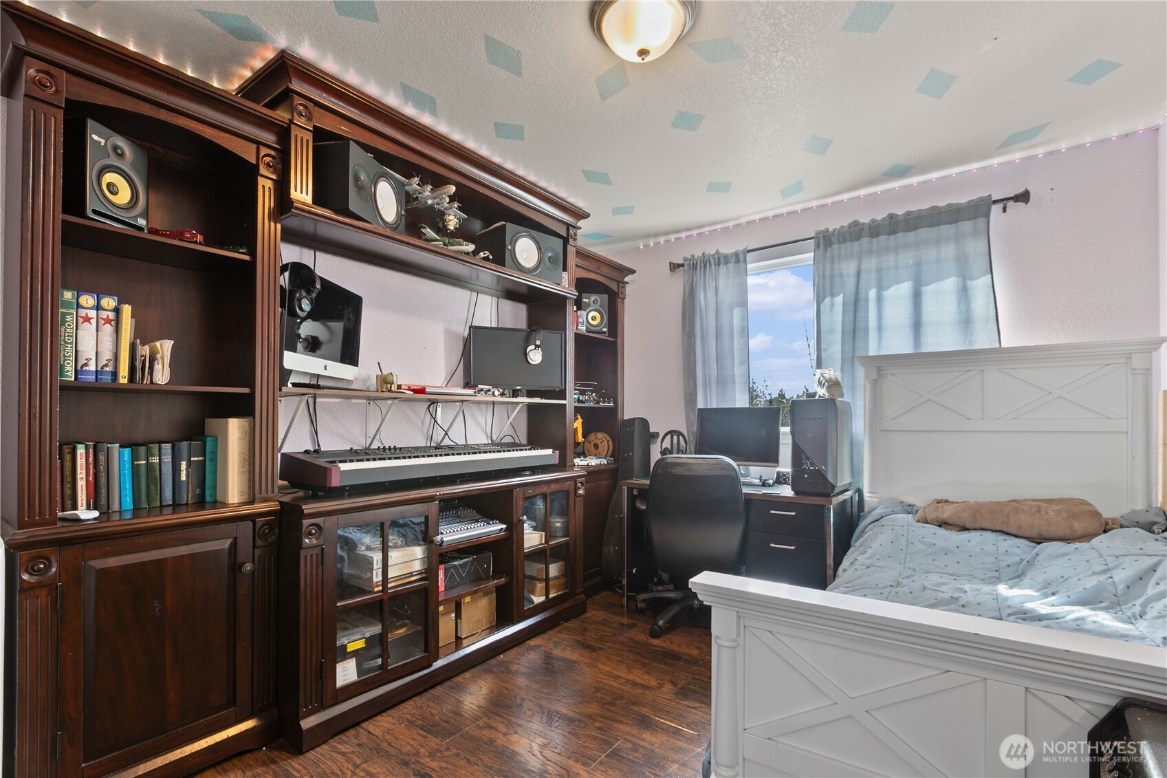 22731 Prairie Road , Sedro Woolley, WA 98284