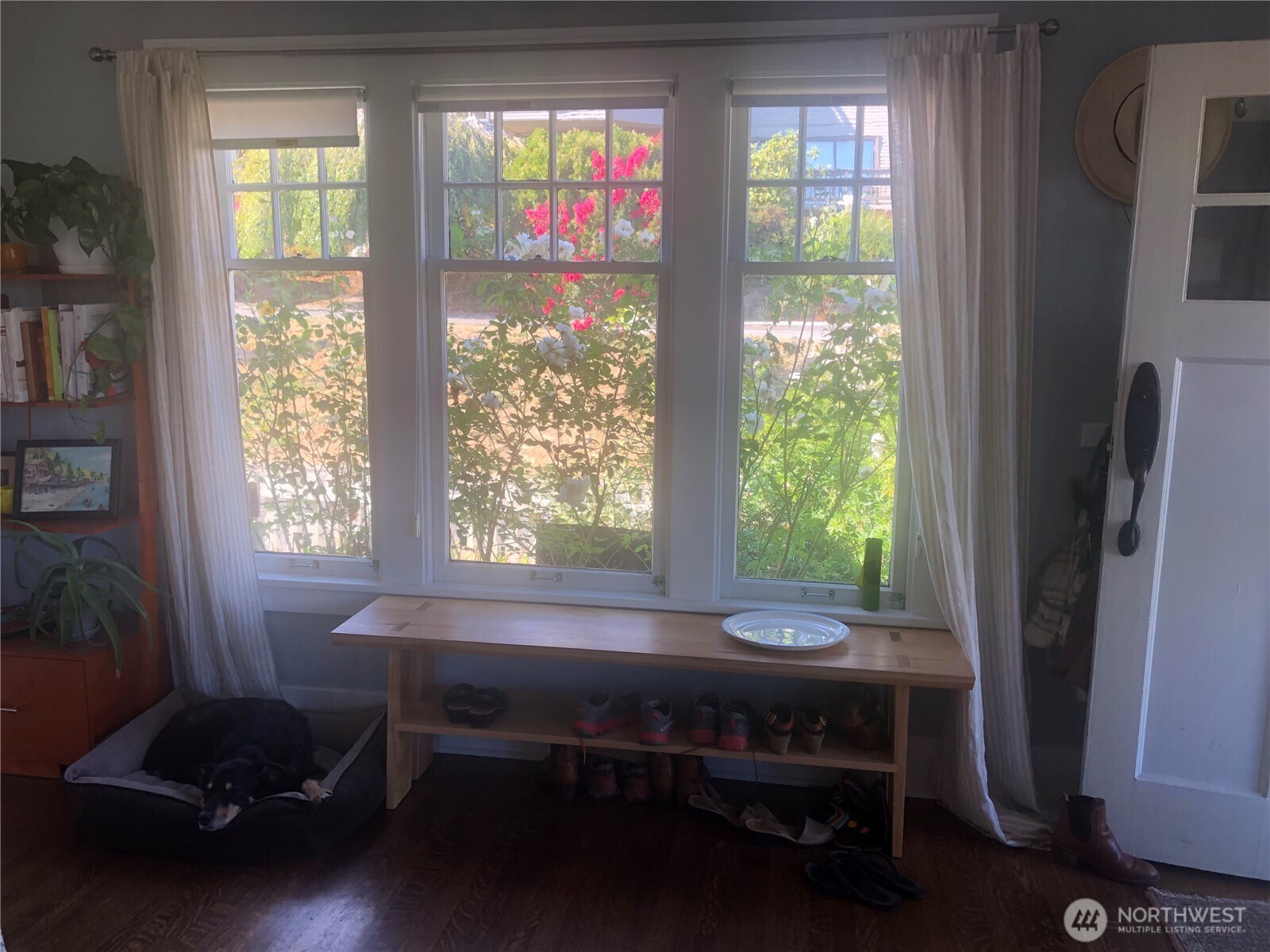 3201 S Charles Street , Seattle, WA 98144