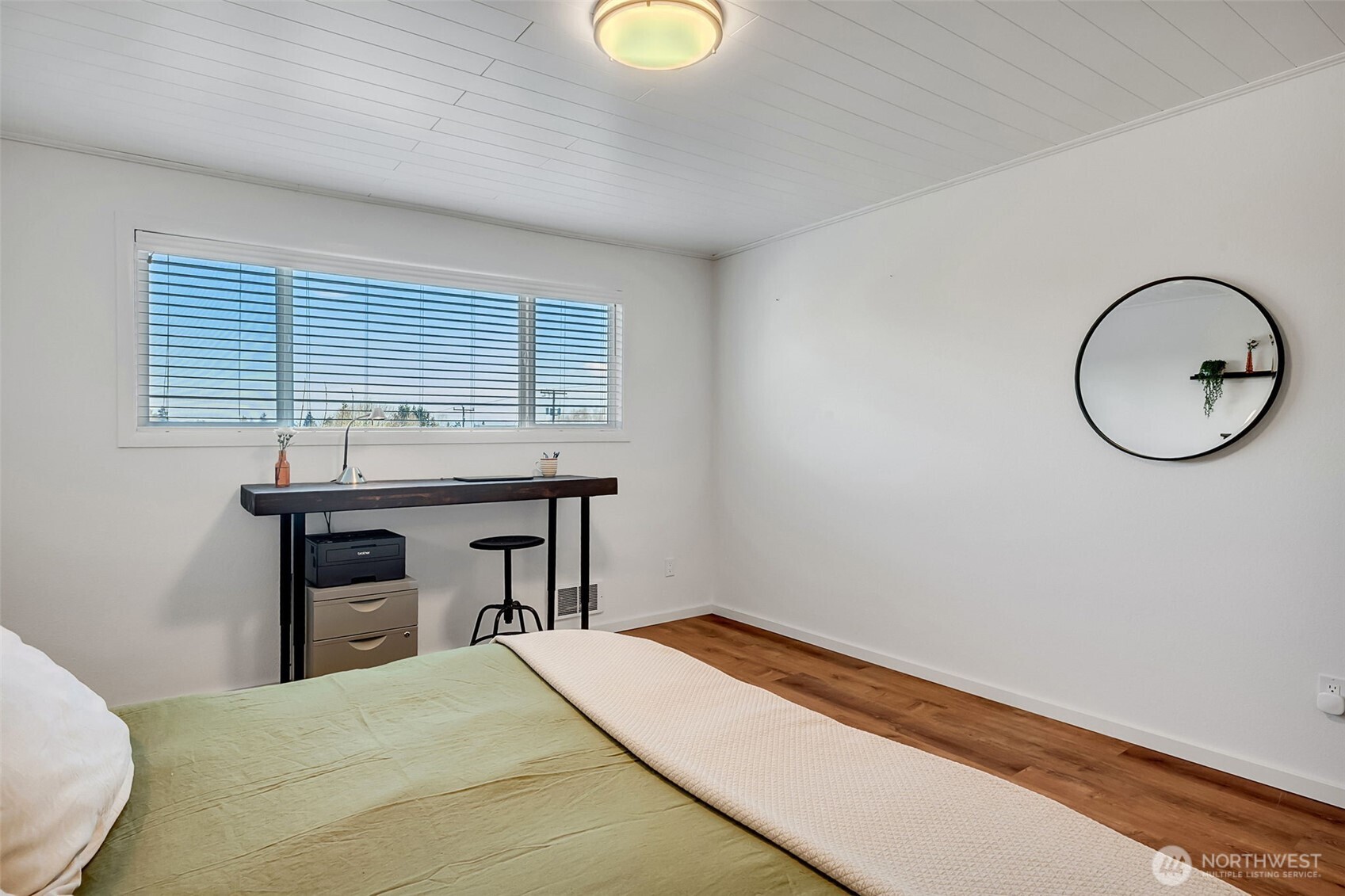 8000 28th Avenue NW #320, Seattle, WA 98117