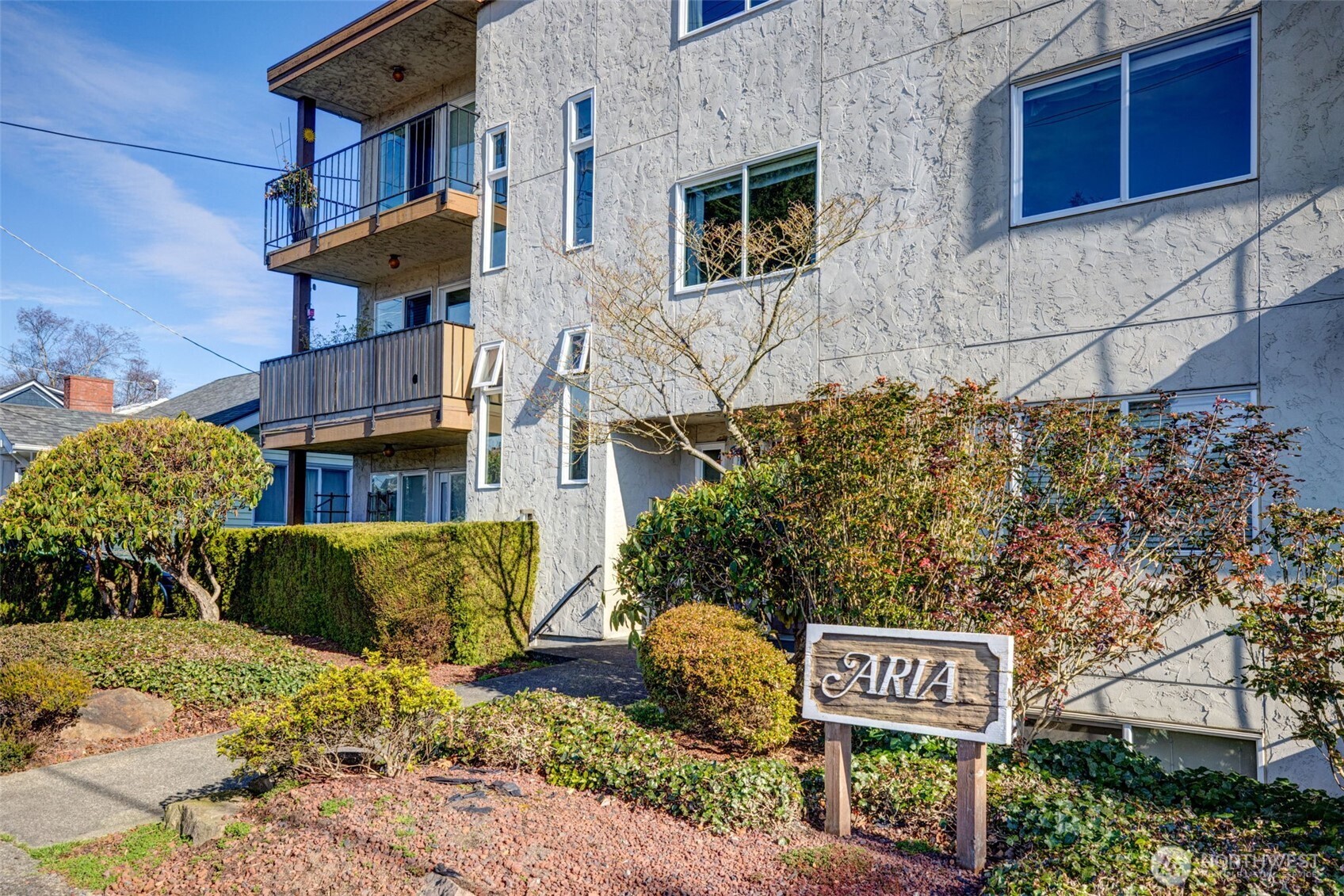 8000 28th Avenue NW #320, Seattle, WA 98117