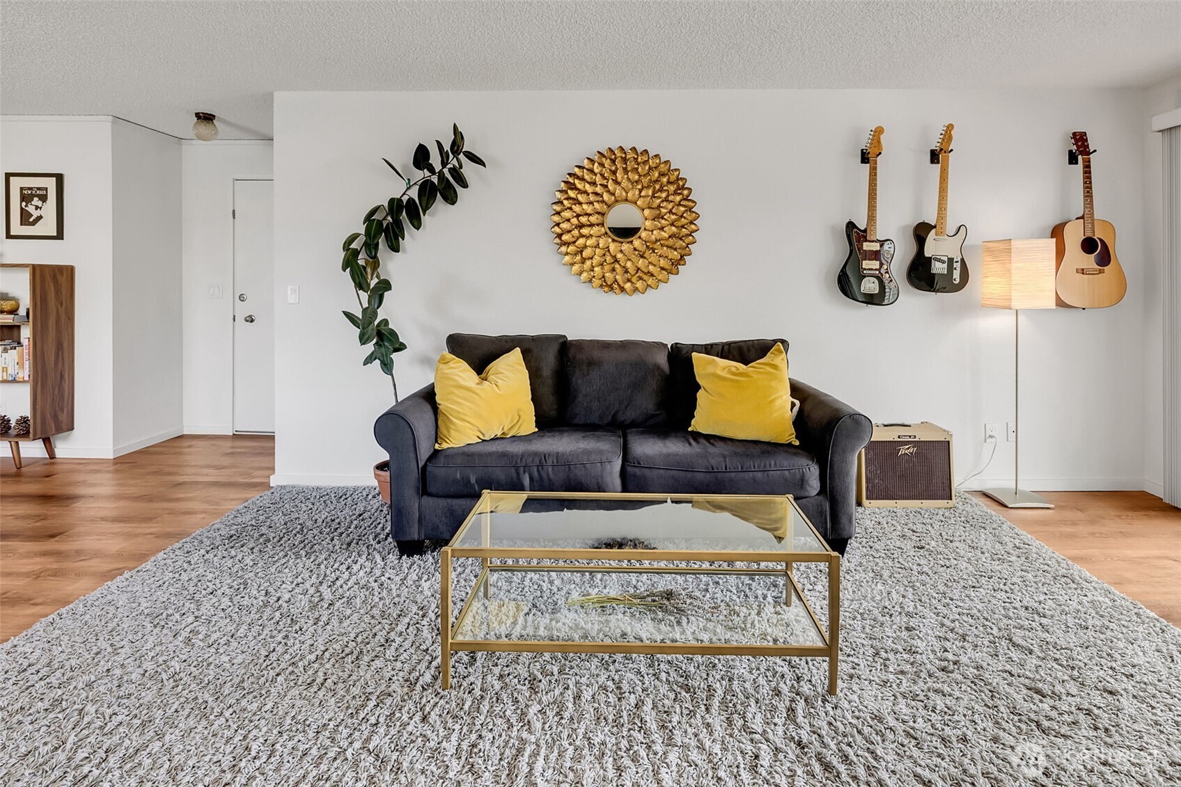 8000 28th Avenue NW #320, Seattle, WA 98117