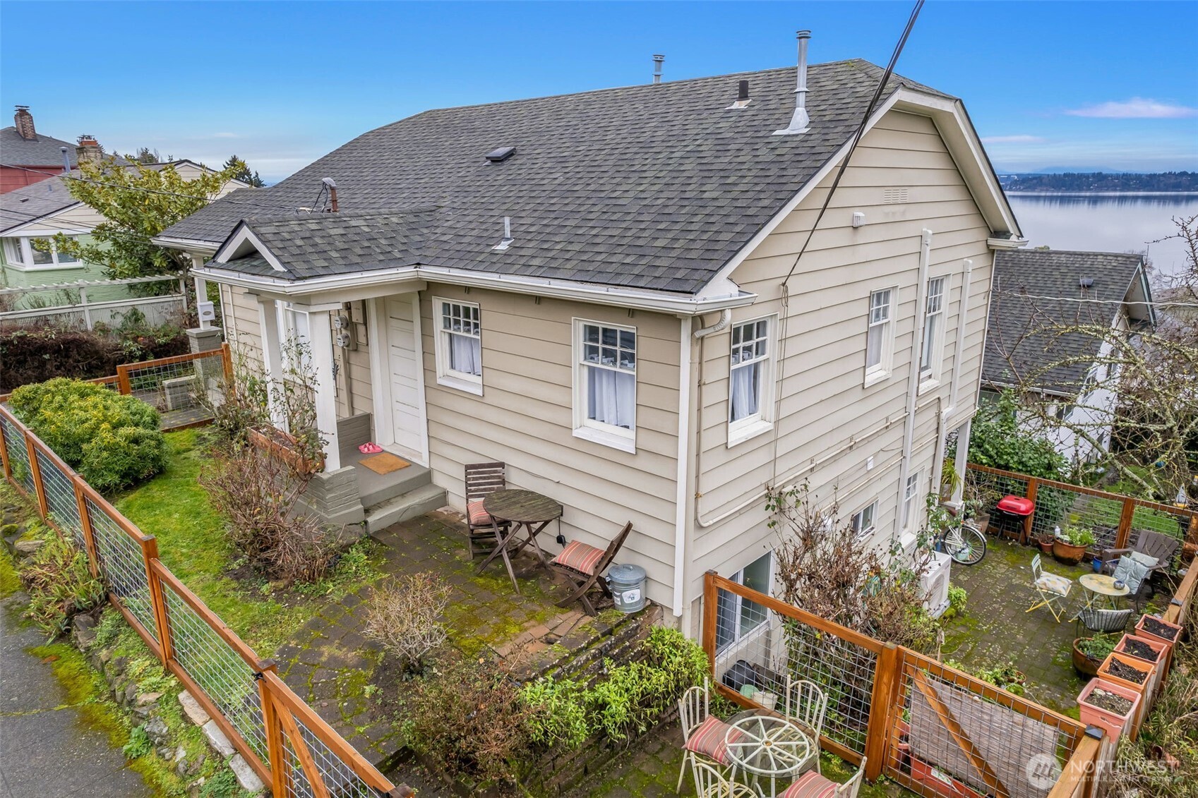 3201 S Charles Street , Seattle, WA 98144