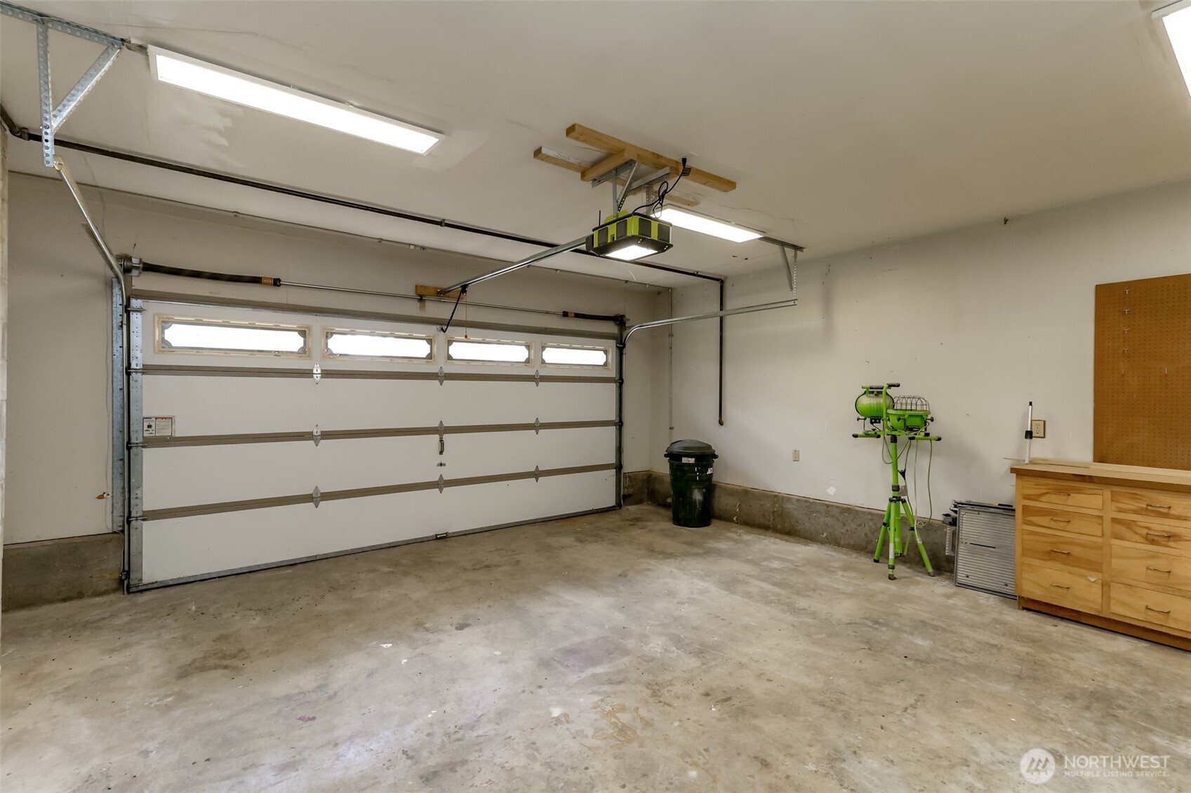 2714 Dundee Place NW, Olympia, WA 98502