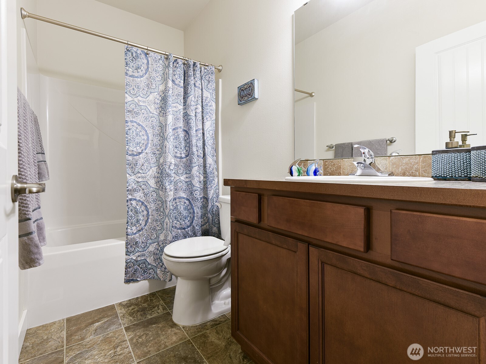 14301 24th Avenue E, Tacoma, WA 98445