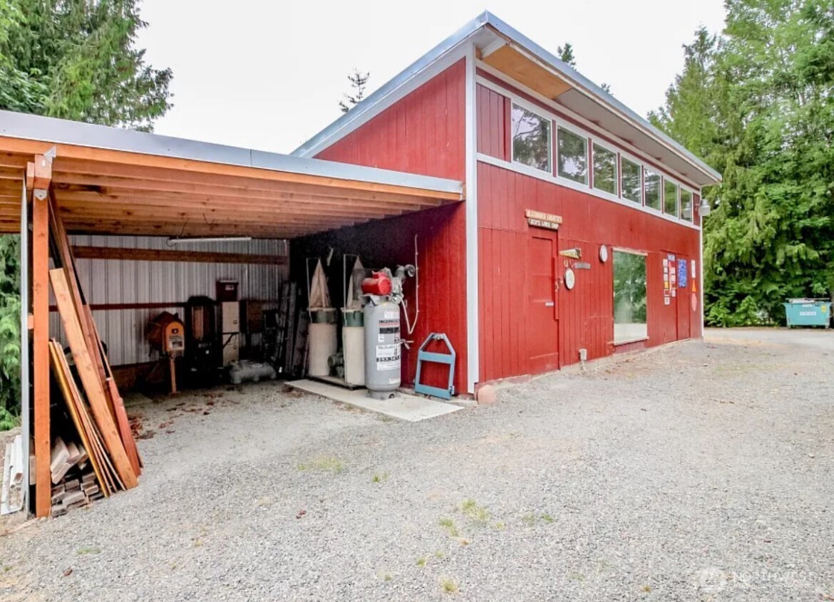 33811 87th Avenue S, Roy, WA 98580