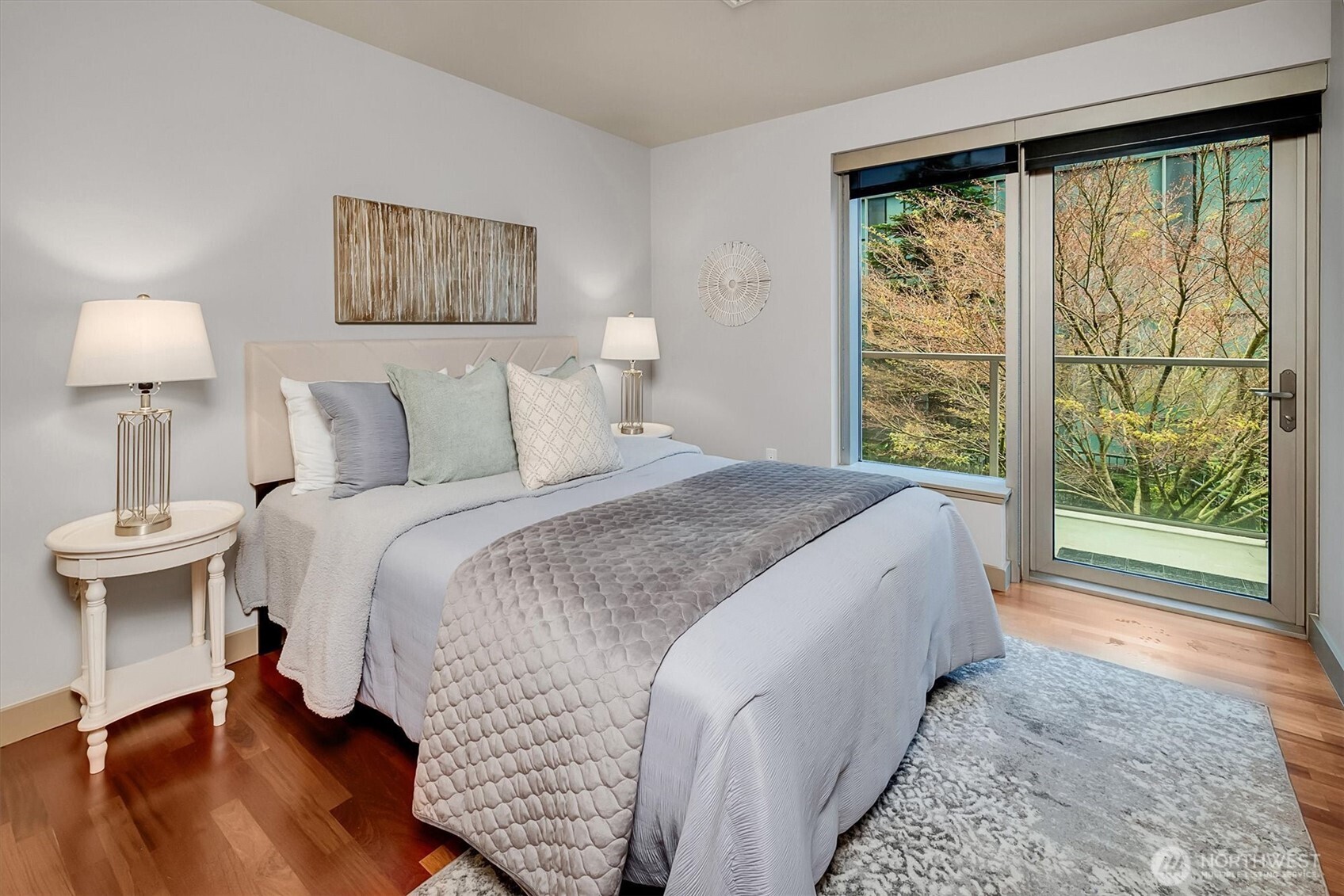 10650 NE 9th Place #422, Bellevue, WA 98004