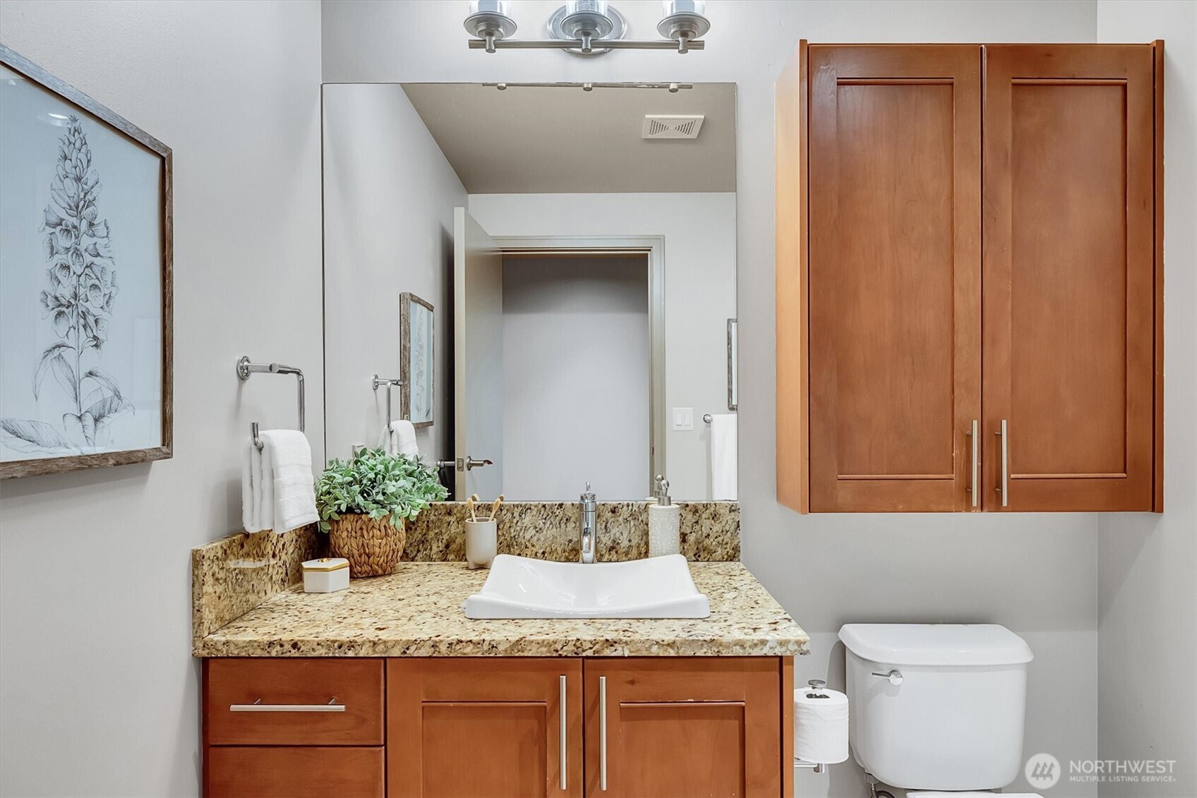 10650 NE 9th Place #422, Bellevue, WA 98004