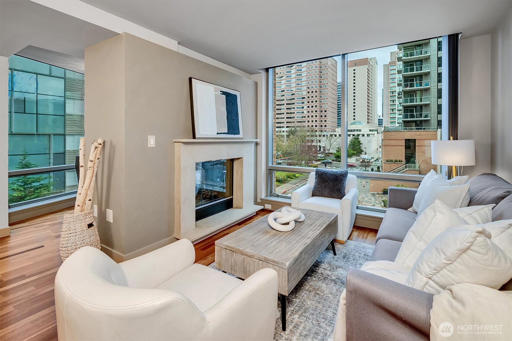 10650 NE 9th Place #422, Bellevue, WA 98004