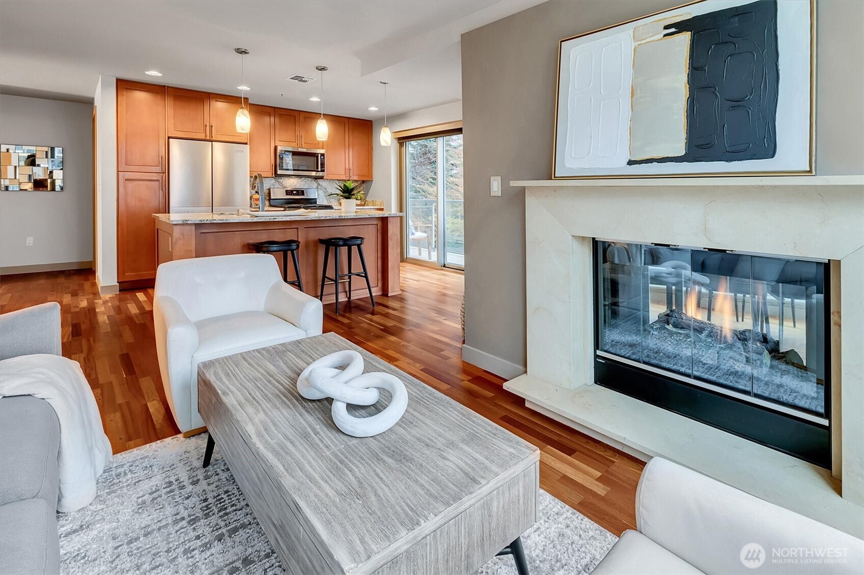 10650 NE 9th Place #422, Bellevue, WA 98004