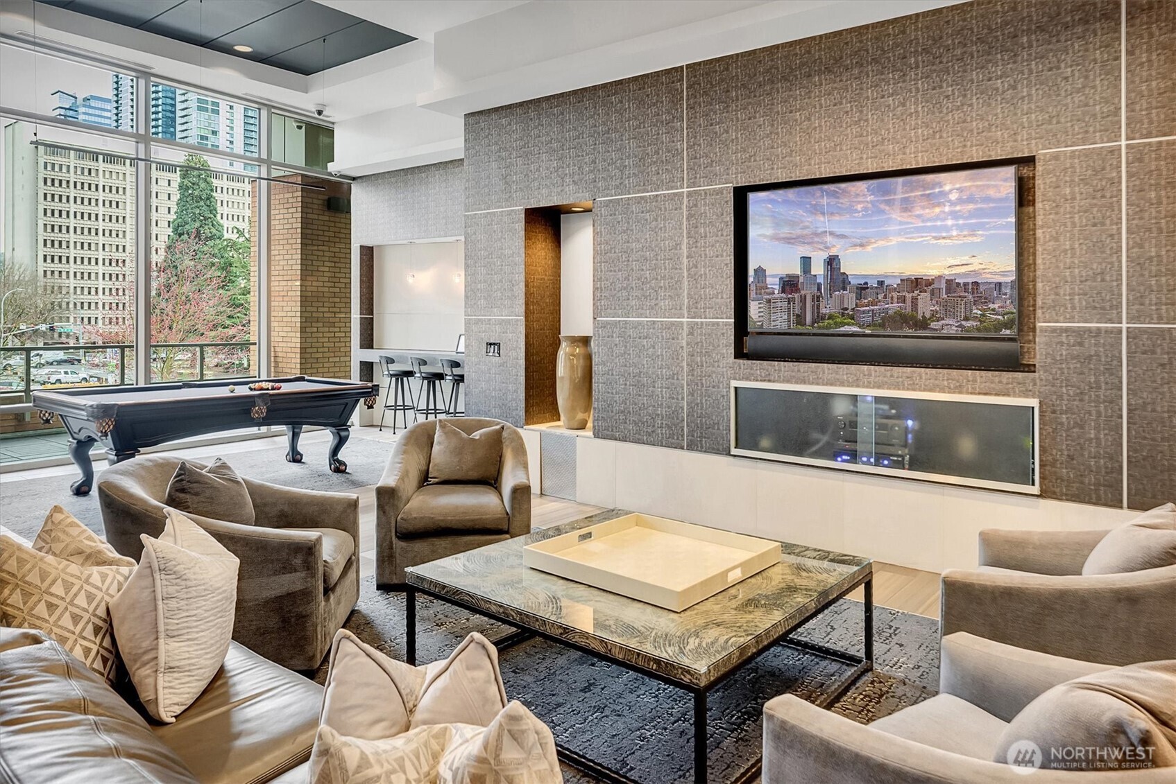 10650 NE 9th Place #422, Bellevue, WA 98004