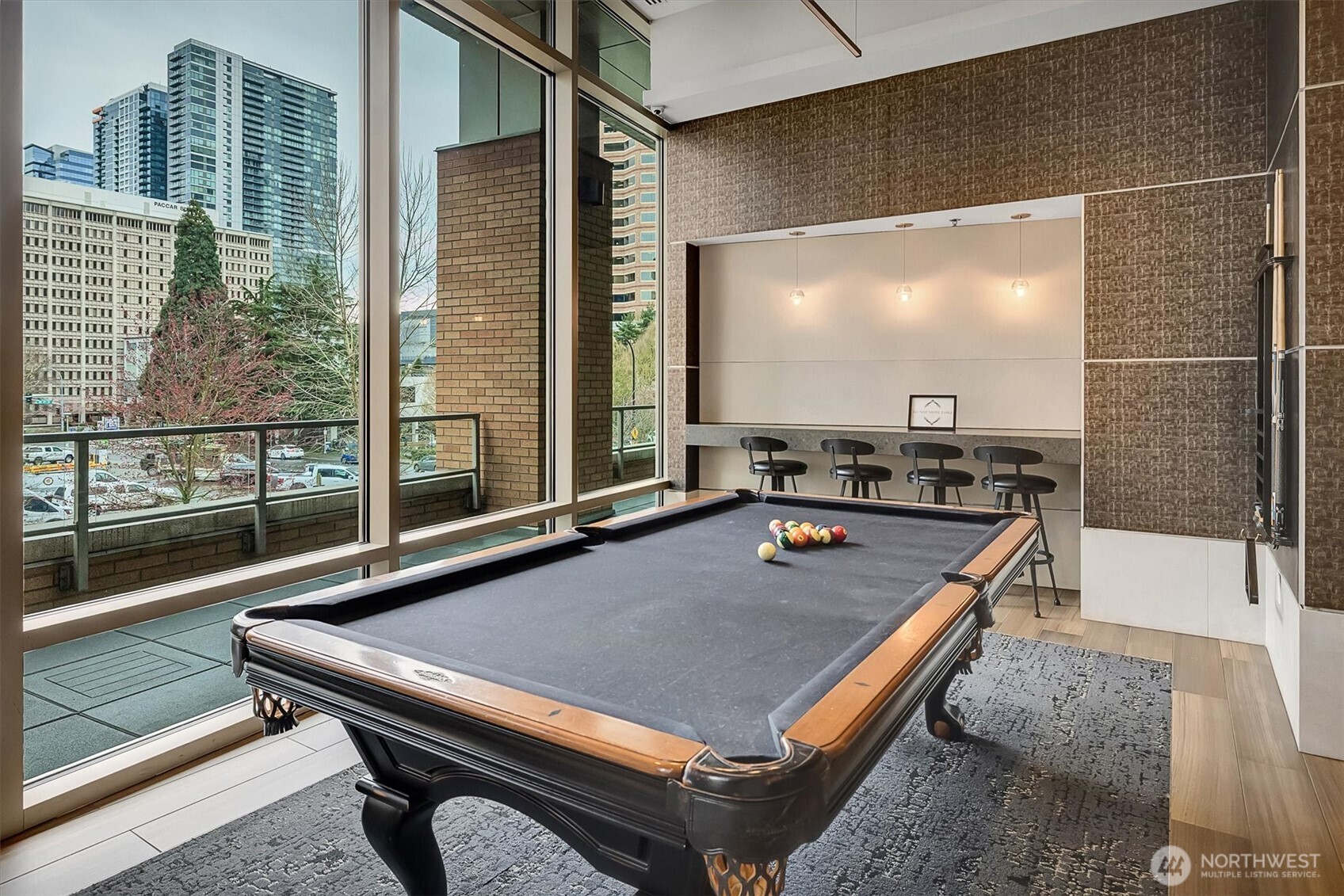 10650 NE 9th Place #422, Bellevue, WA 98004
