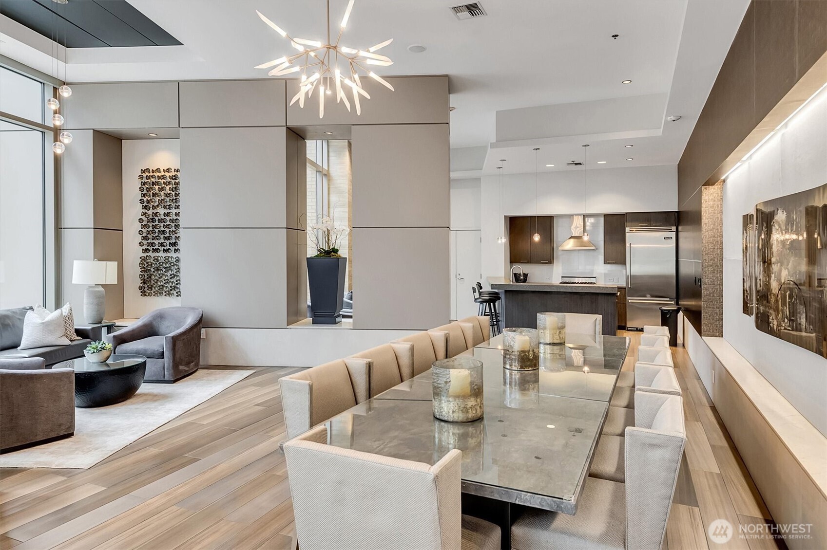 10650 NE 9th Place #422, Bellevue, WA 98004
