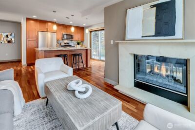 10650 NE 9th Place #422, Bellevue, WA 98004 - Photo 4