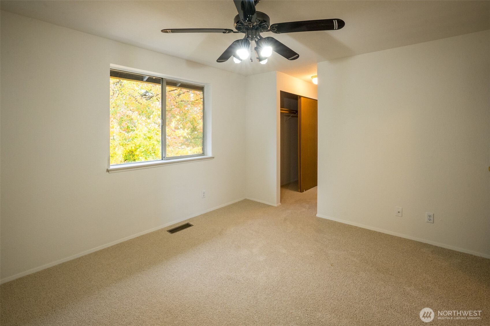 6026 57th Avenue SE, Lacey, WA 98513