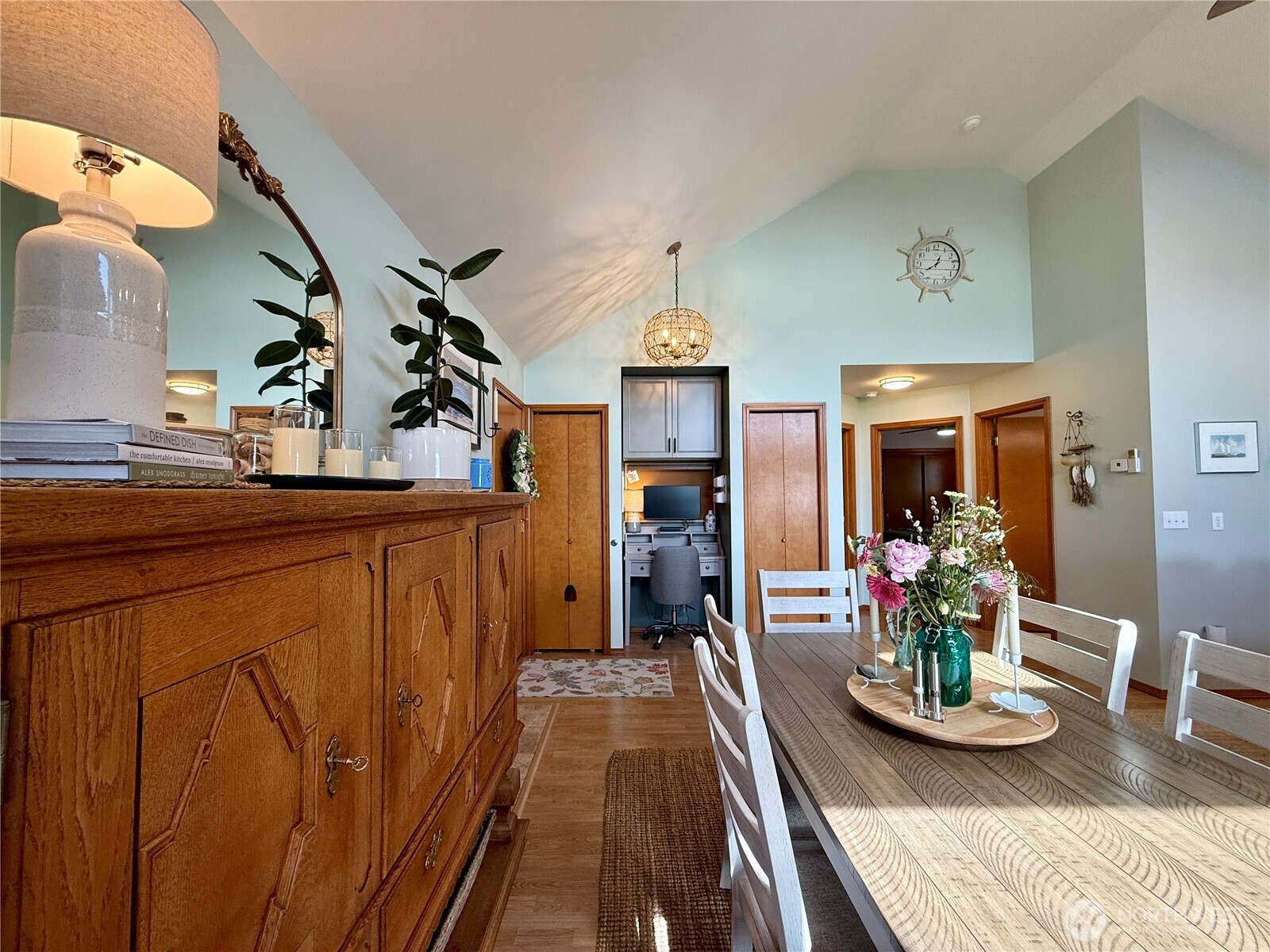 559 Puffin Avenue NE, Ocean Shores, WA 98569